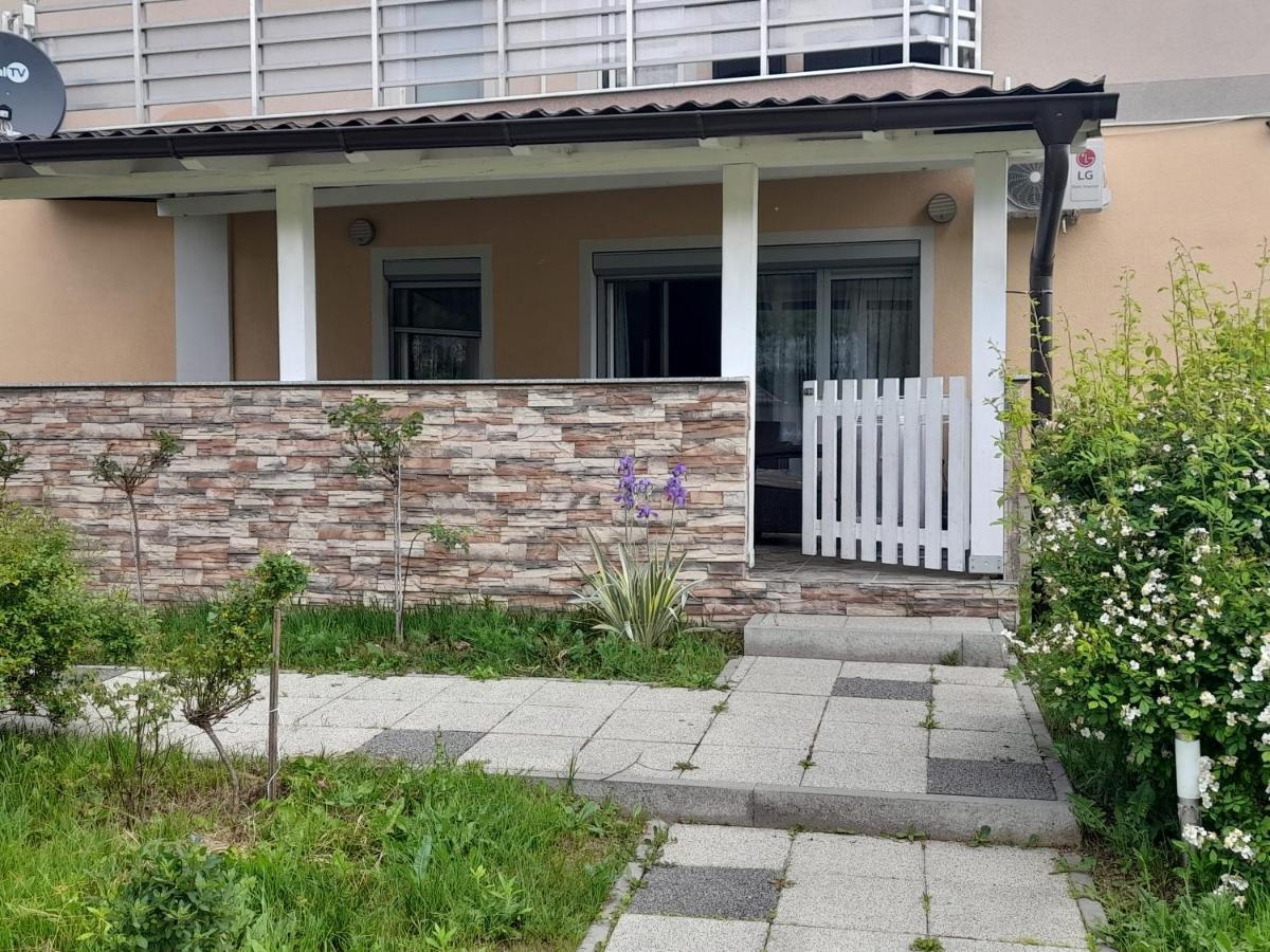 River Bank Apartments & Castle View Bihac Exterior photo